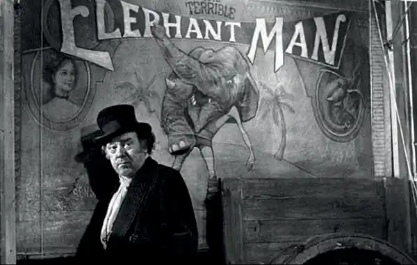 Image tirée du film The Elephant Man