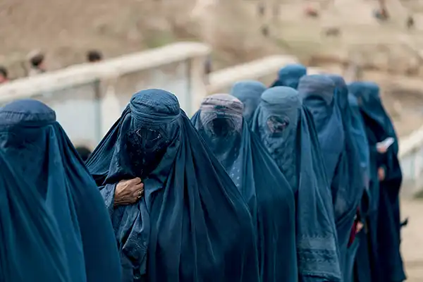 Femmes portant la burqa