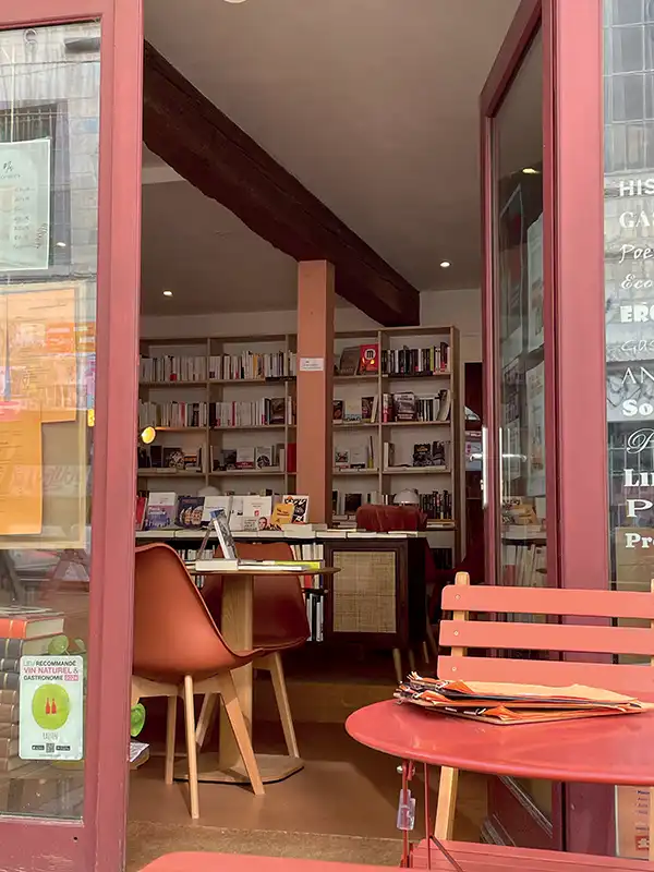 Image du café librairie 2